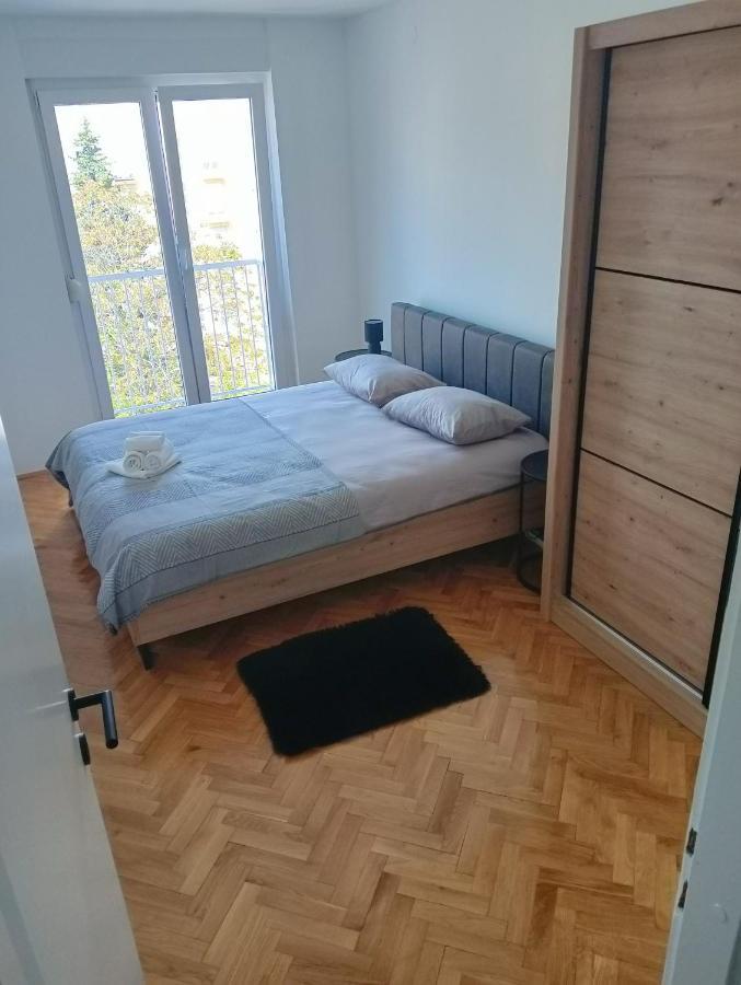 Apartman Luna Zara Esterno foto