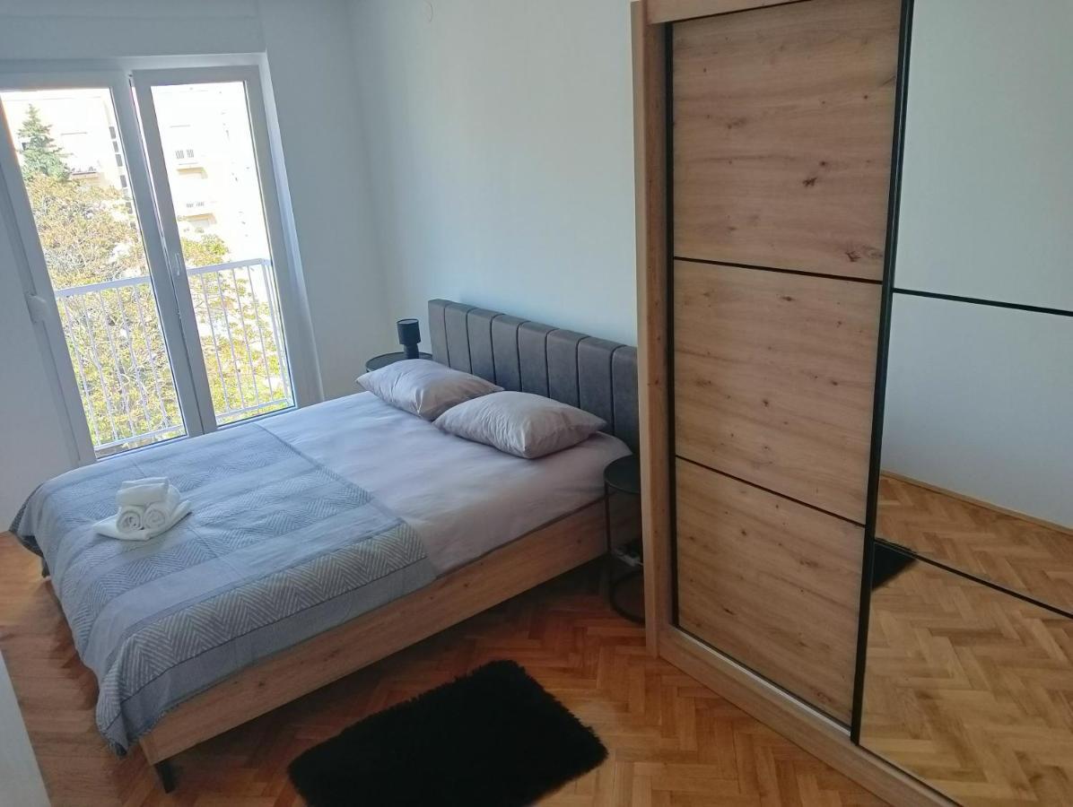 Apartman Luna Zara Esterno foto