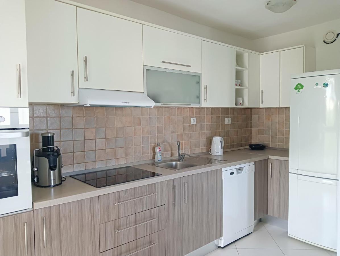 Apartman Luna Zara Esterno foto