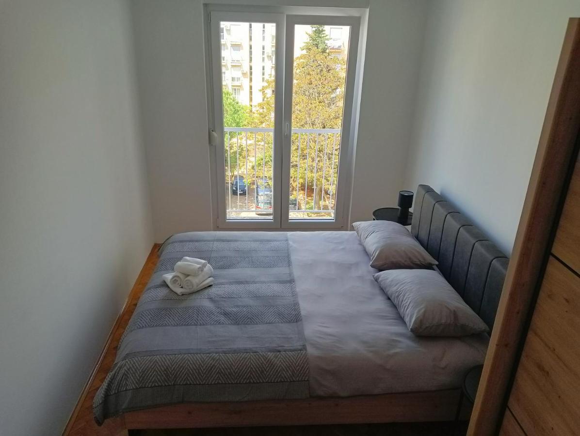 Apartman Luna Zara Esterno foto