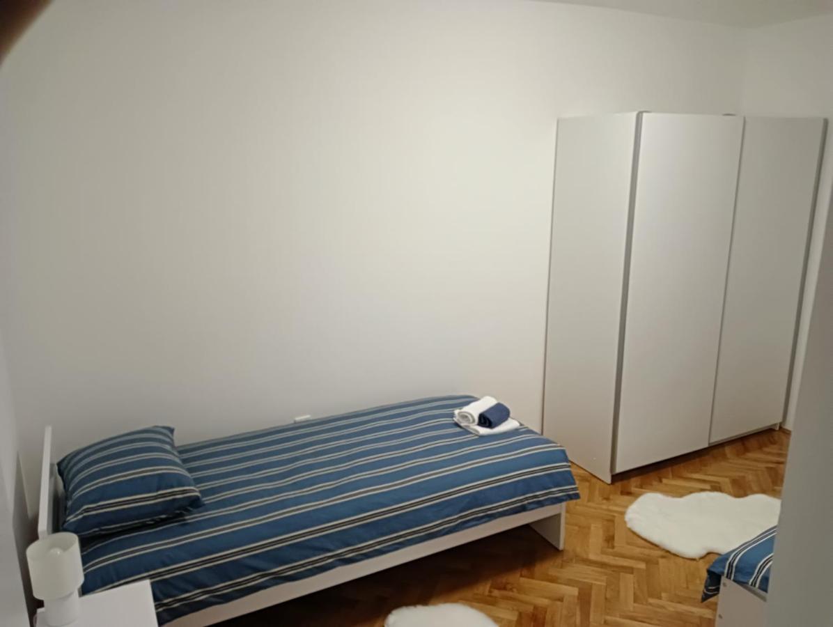 Apartman Luna Zara Esterno foto