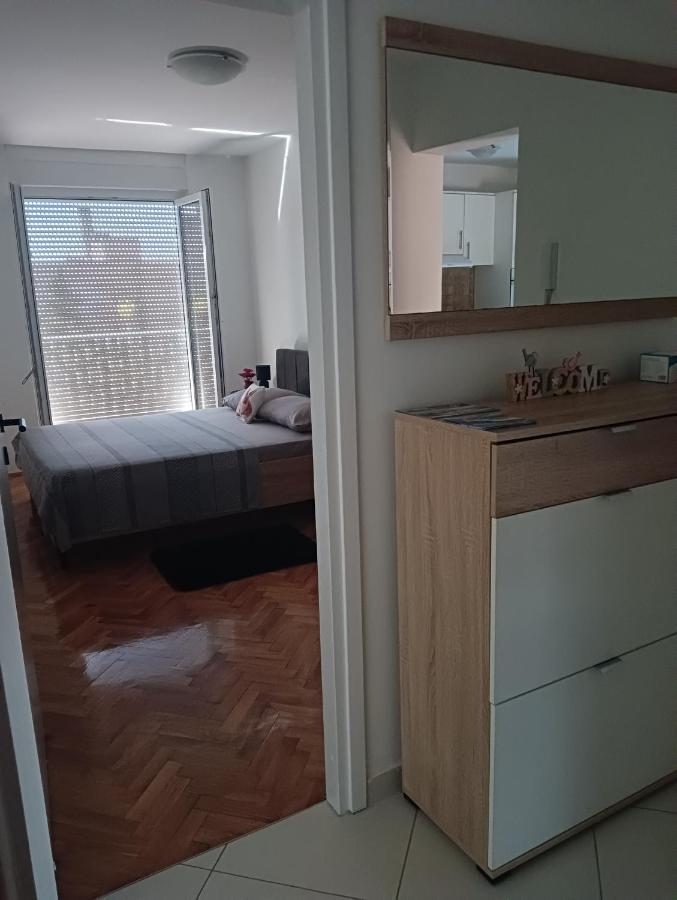 Apartman Luna Zara Esterno foto